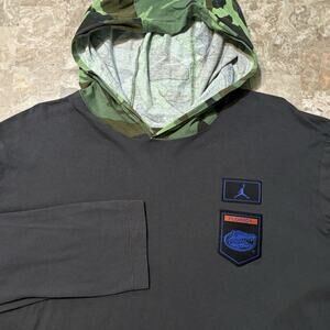 Nike Florida Gators Mens 3XL Grey Camo Hoodie Jersey T Shirt Long Sleeve DQ2129